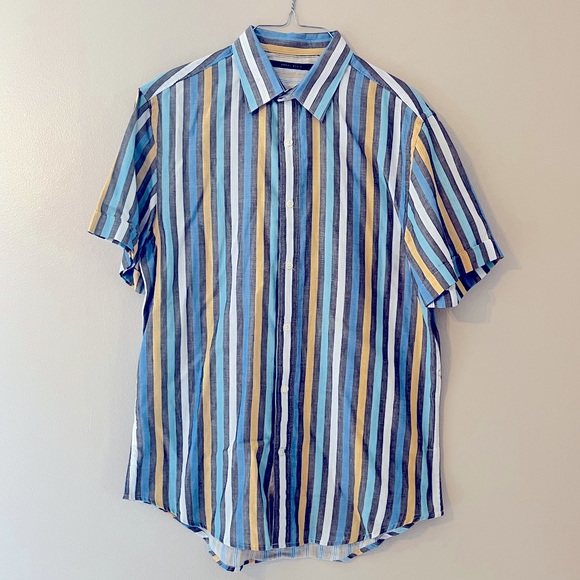 Perry Ellis | Shirts | Perry Ellis Short Sleeve Button Down | Poshmark